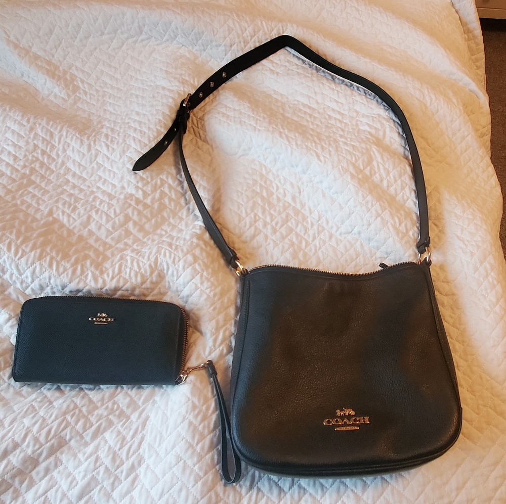 Coach purse and wallet